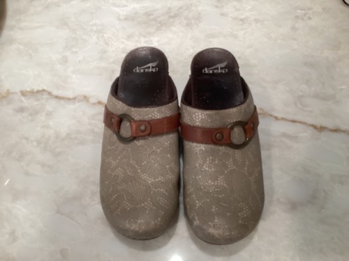 Scarpe zoccoli aperti - , dansko