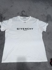T-shirt givechy logo sfocato