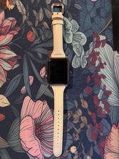 Apple Watch Series 3 GPS 42mm Cassa in Alluminio Grigio Siderale