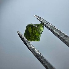 Raro cristallo di tormalina