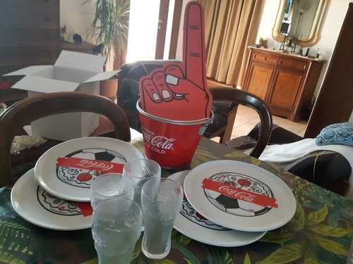 Kit del tifoso coca - cola, 2023