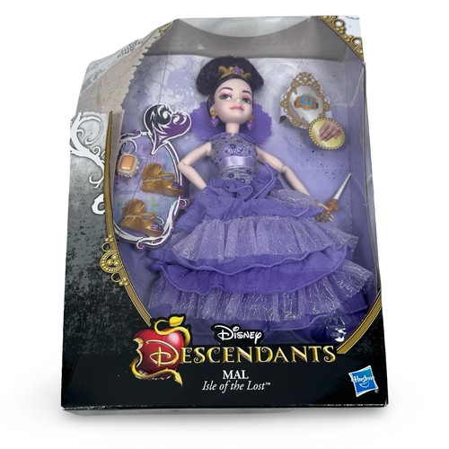 Disney descendants mal isola - disney,