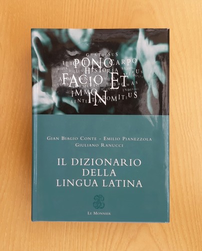 Dizionario della lingua latina