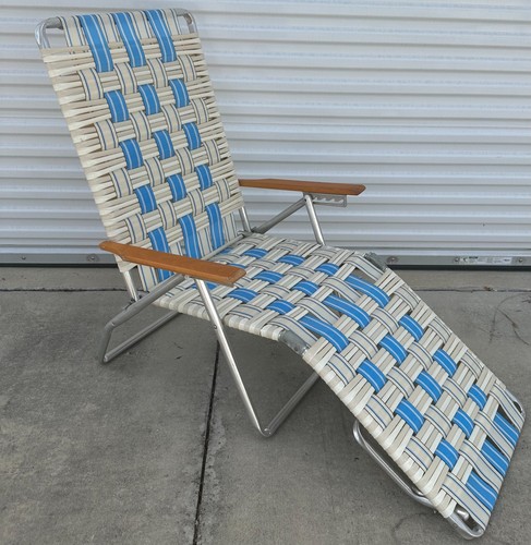Chaise longue pieghevole