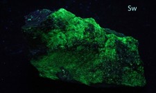 Roccia Fluorescente verde