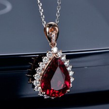 Collana pendente stile