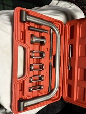 Valve Spring Compressor Tool