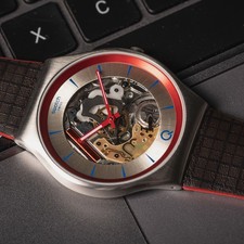 Swatch X James Bond 007 "Q" (No Time to Die) Edizione Limitata - Nuovo