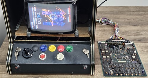 Master weapon taito pcb - taito,
