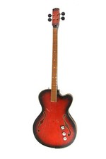 Basso semiacustico sovietico