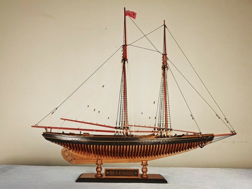 American cup bluenose - 1:72,