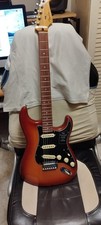 Chitarra elettrica Fender PLAYER PLUS Noiseless Stratocaster