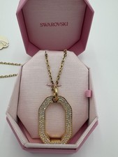 Collana con ciondolo cristallo