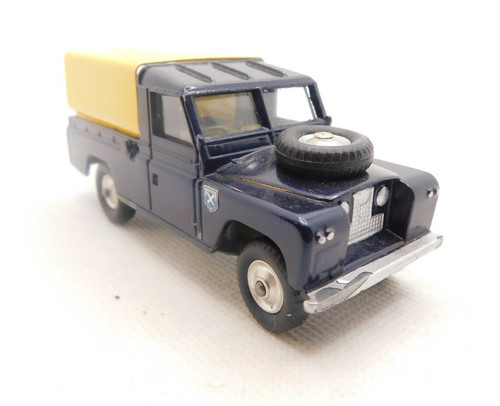 Corgi toys land rover 109 - toys,