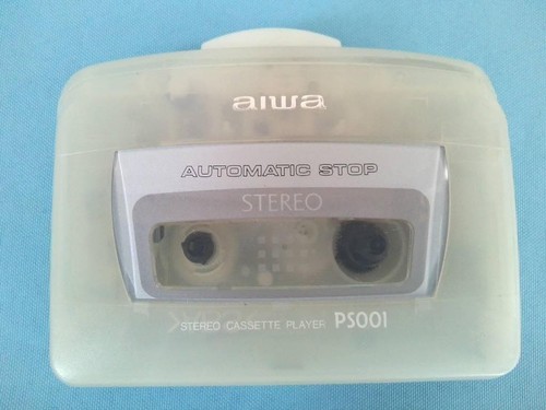 Walkman cassetta trasparente