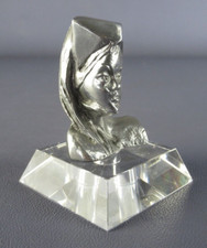 Scultura testa donna alluminio