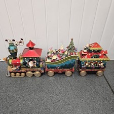 Trenino e carrozze natalizie