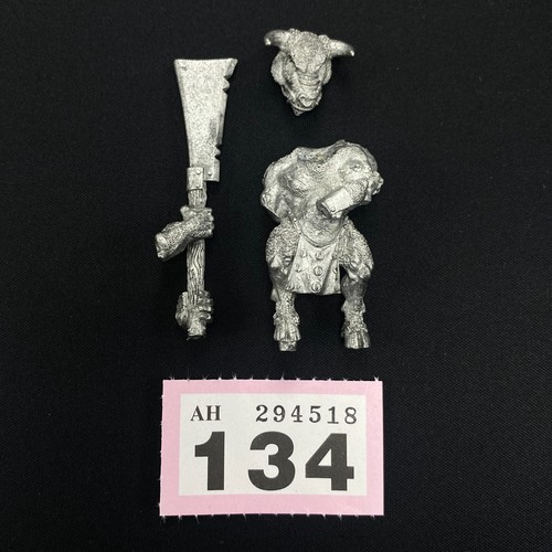 Minotauro signore doombull - minotauro,