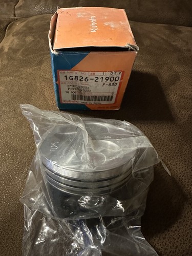 Nos kubota piston 1g826 21902 - nos, 1g826-21902