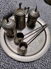 servizio da Te' in stile medio orientale in metallo lavorato artigianalmente