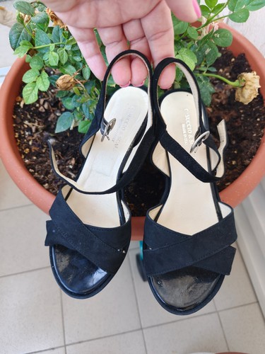 Sandali neri con zeppa - sandali,