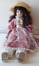 Bambola di porcellana da