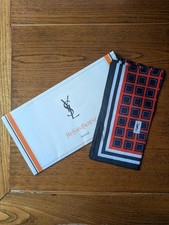 Foulard Yves Saint Laurent -