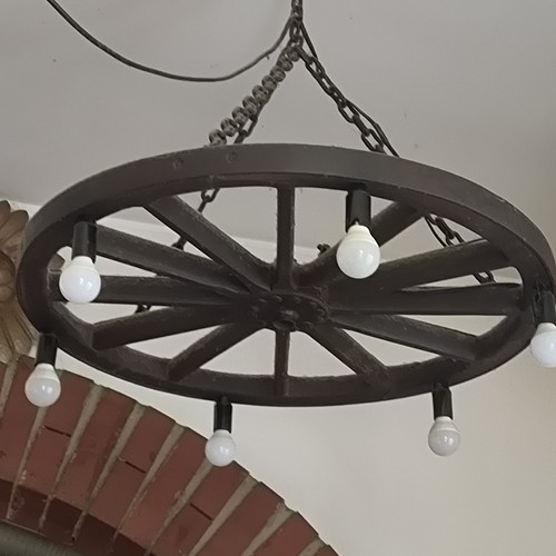 Lampadario ottenuto una - lampadario,