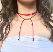 Collana choker tie cordino nylon bordo` perline dorate minimal donna ragazza