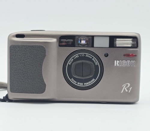Fotocamera ricoh gray point - gray,