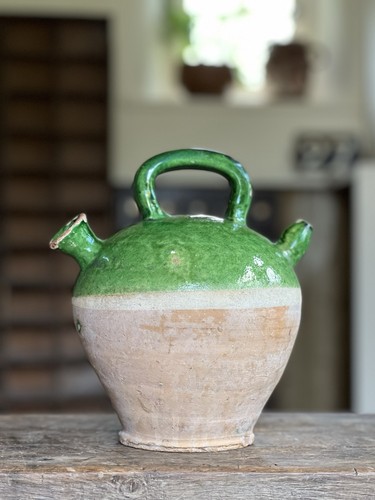 Antico vaso gargoulette