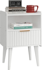 Comodino Scanalato Con Vano