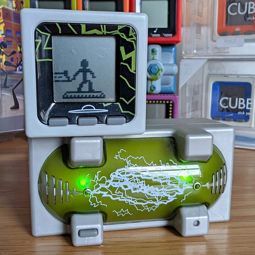 Radica cube world sci - world, +