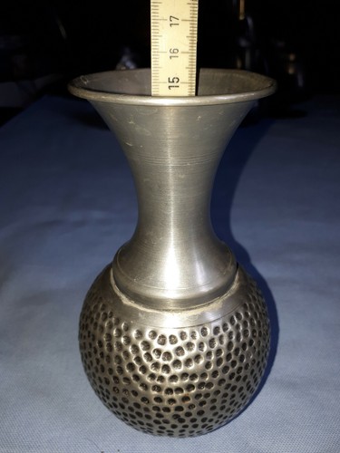 Vaso peltro borchiato - vaso,