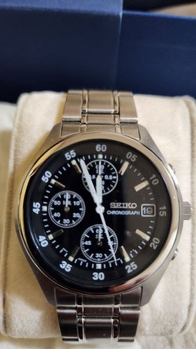 Seiko 657 chronograph - chronograph, quartz