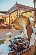 Grammofono antico HMV