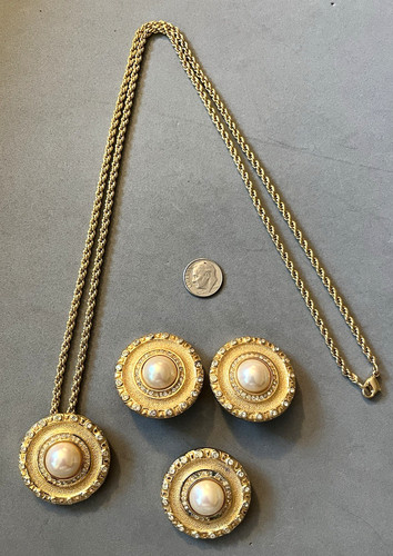 Set collana orecchini spilla