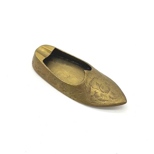 Posacenere portascarpe ottone