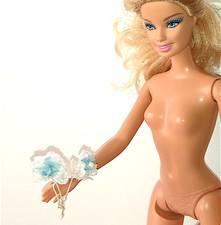 B778B - BARBIE 80s bouquet