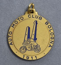 Medaglia 1° auto moto raduno Bologna 1973 Club