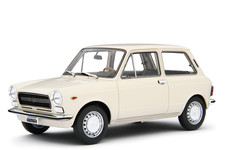 LAUDORACING-MODELS 1:18