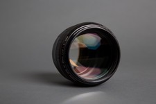 Canon EF 85mm f/1.2 L II USM -