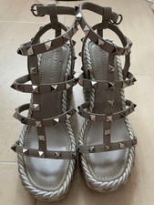 VALENTINO GARAVANI Rockstud