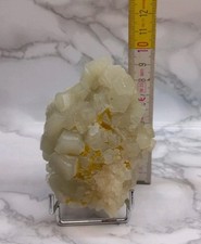 Mineral~Fluorescent Aragonite