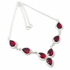 Collana di gioielli in argento