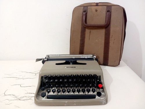 Macchina per scrivere - macchina,