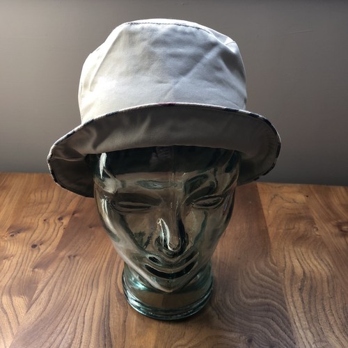 Autentico cappello - , a