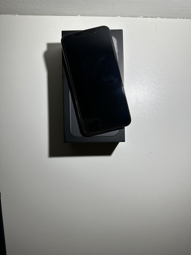 Iphone pro max gb - 11,