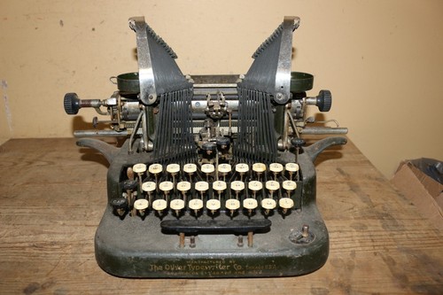 Antica macchina scrivere - macchina,