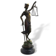 Statua di bronzo Justitia
